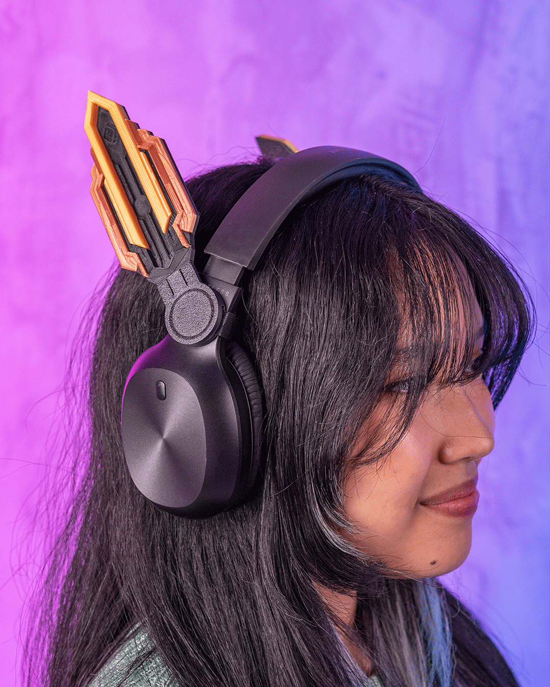 VALKYRIE 003 – Cyberwing Headphone Attachment