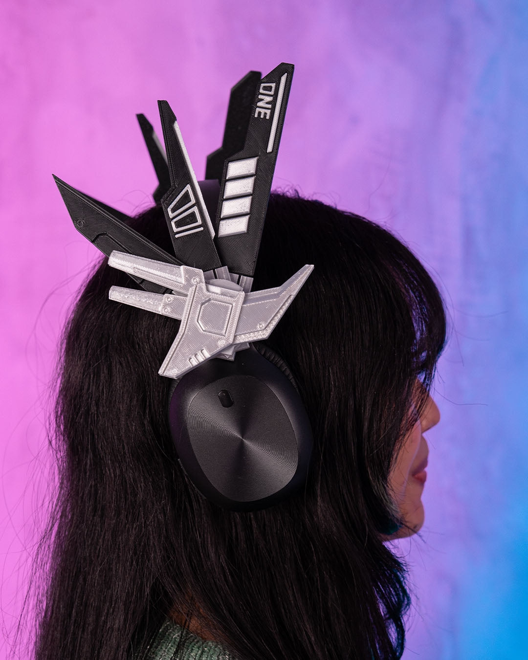 SERAPH 001 – Cyberwing Headphone Attachment