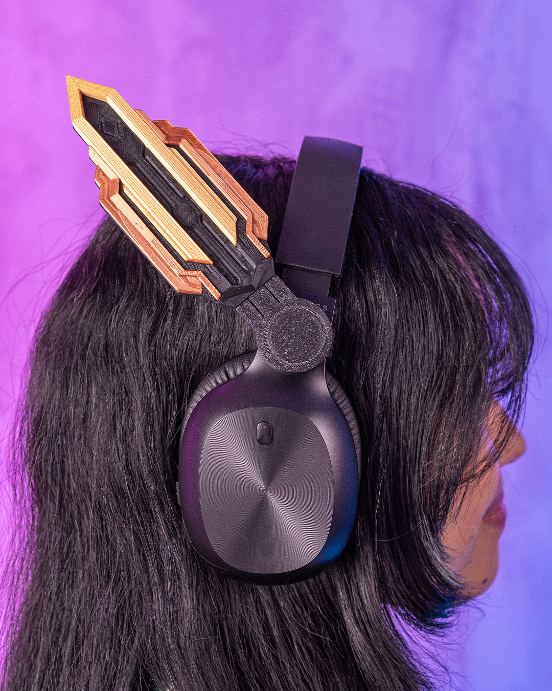 VALKYRIE 003 – Cyberwing Headphone Attachment